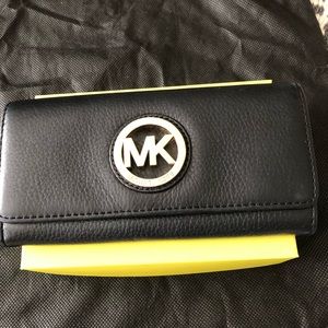 Michael Kors wallet